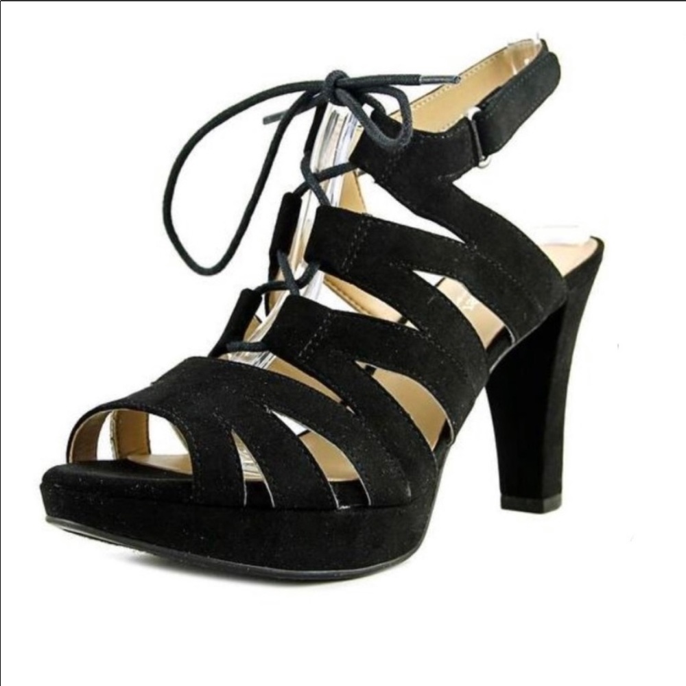Naturalizer Kappa Black Fabric heels